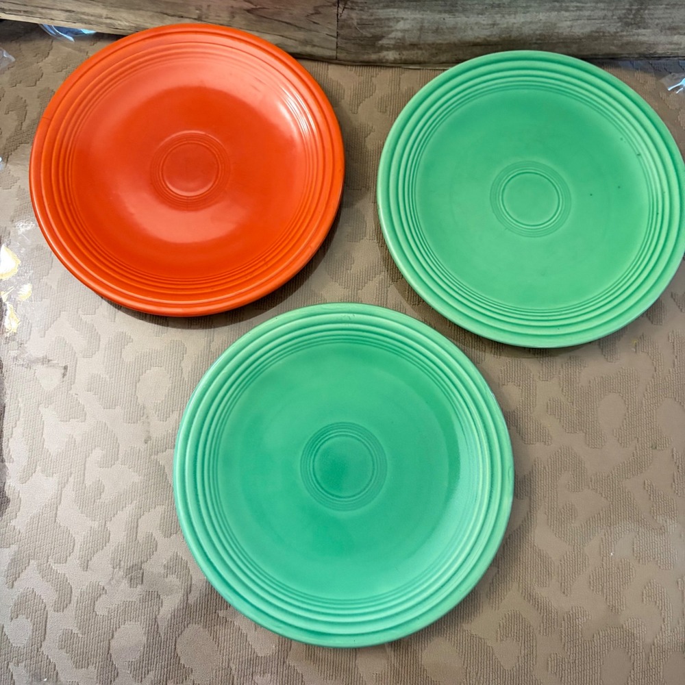 Vintage Fiestaware Bread Butter Plates Set 3 Radioactive Red Green HLC USA